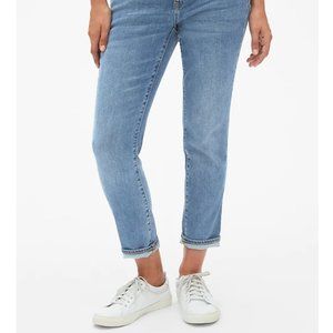GAP Girlfriend Jean in Light Indigo
